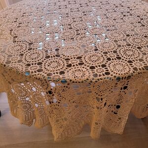 Vintage Crochet Tablecloth in Beige - Classic Oval Lace Dining Cover 107"×60"